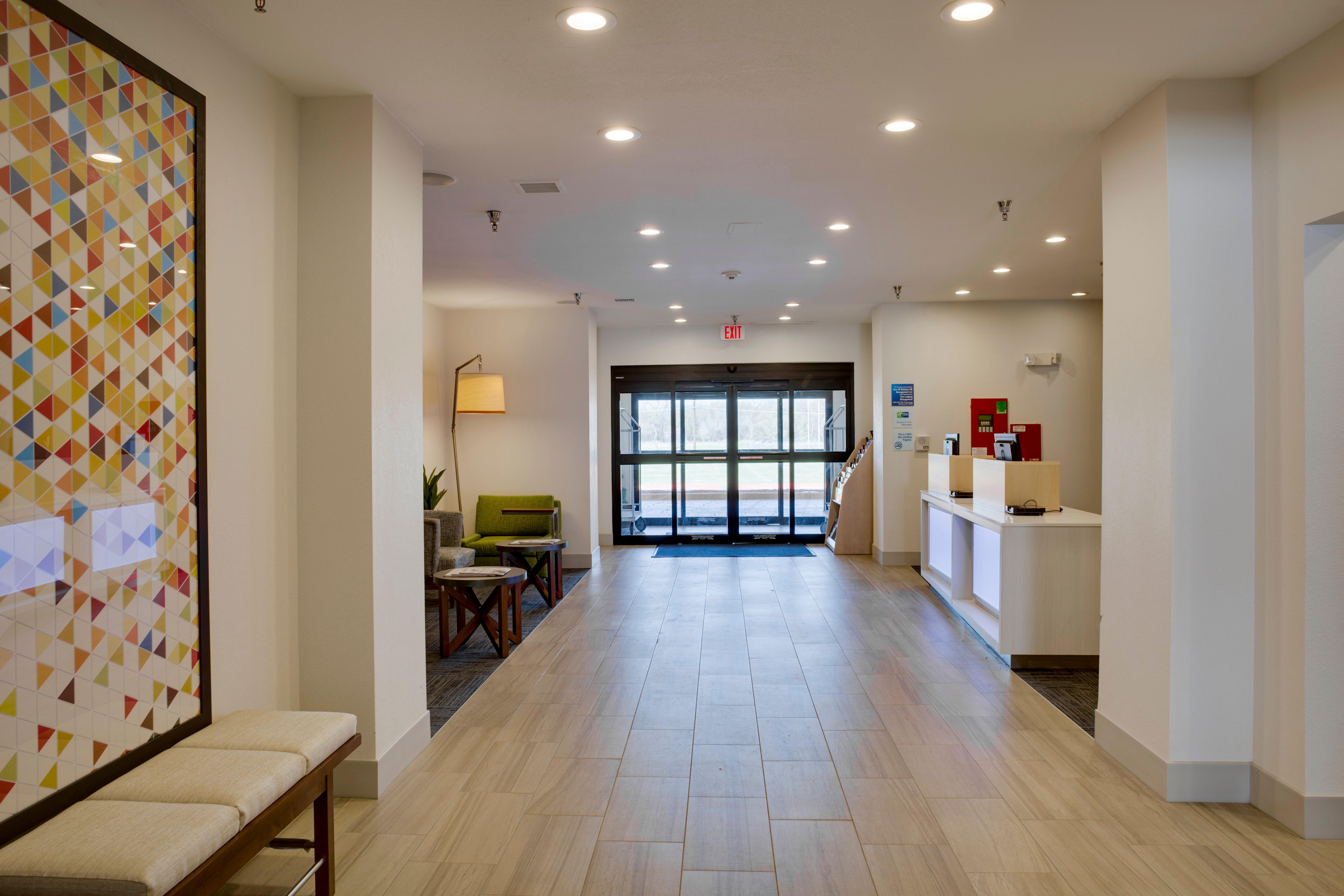Hotel Holiday Express & Oklahoma City-bethany By Ihg